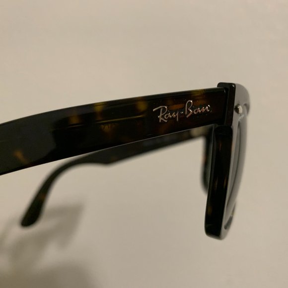 Ray-Ban Wayfare Tortoise Sunglasses main image 5